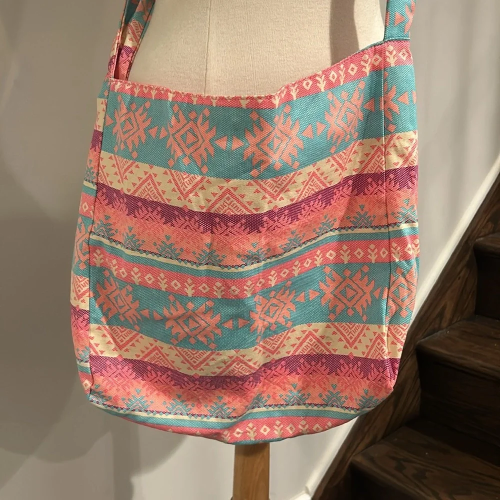 Large Multicolor Pastel Aztec Pattern Shoulder Bag - Picture 3 of 15